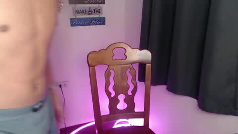 janlloyd04 online show from 11-14-25, 11:53