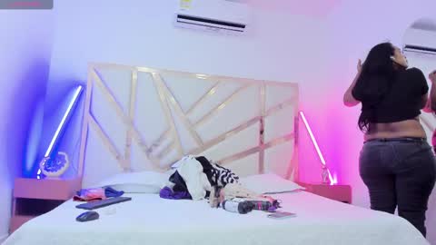 Janna online show from 11-07-25, 04:12