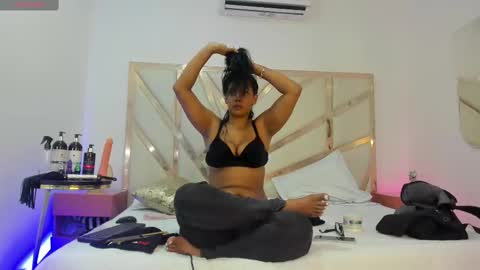 Janna online show from 11-09-25, 03:38