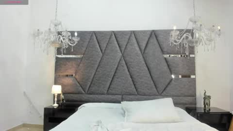 Janna online show from 04-27-26, 03:59