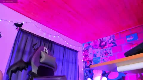 Snapshot of jannaasuna chatting on 03-02-25, 10:05 jannaasuna online show from 03-02-25, 10:05