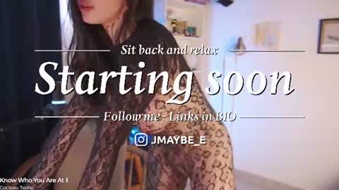 Snapshot of janne_maybe chatting on 06-16-26, 02:41 jmaybe e online show from 06-16-26, 02:41