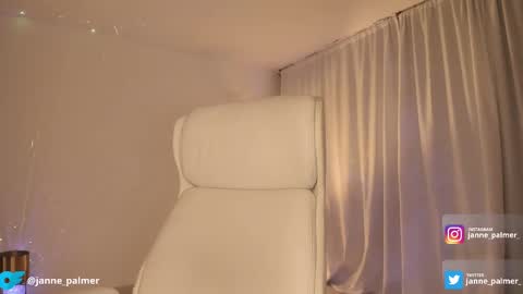 janne_palmer_ online show from 03-10-25, 07:29