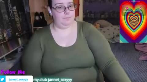 Snapshot of jannet_star chatting on 06-15-26, 11:51 Jannet online show from 06-15-26, 11:51