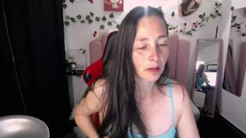 Snapshot of janneth16 chatting on 04-16-26, 12:06 janneth16 online show from 04-16-26, 12:06