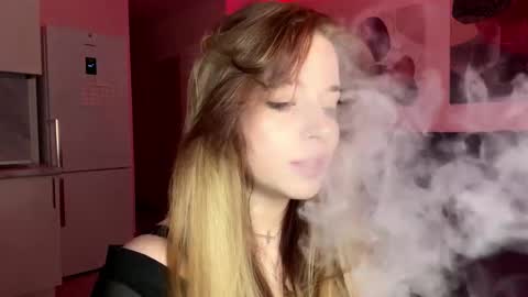 Snapshot of janniekeneipp chatting on 12-18-25, 08:15 Janni online show from 12-18-25, 08:15