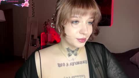 Snapshot of janniekeneipp chatting on 01-31-26, 09:13 Janni online show from 01-31-26, 09:13