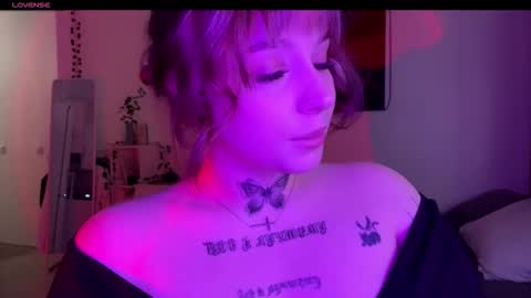 Snapshot of janniekeneipp chatting on 02-02-26, 08:51 Janni online show from 02-02-26, 08:51