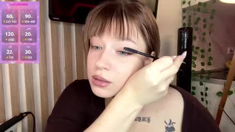 Snapshot of janniekeneipp chatting on 02-15-26, 09:00 Janni online show from 02-15-26, 09:00