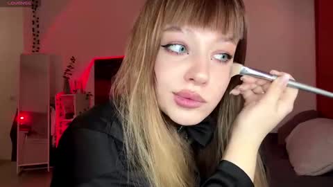 Snapshot of janniekeneipp chatting on 02-22-26, 09:02 Janni online show from 02-22-26, 09:02