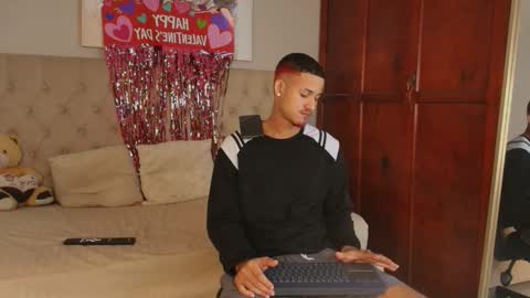 janomar01 online show from 02-16-26, 06:48