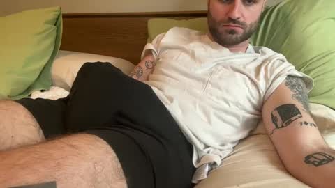 Snapshot of japandroidd chatting on 09-21-25, 11:28 japandroidd online show from 09-21-25, 11:28