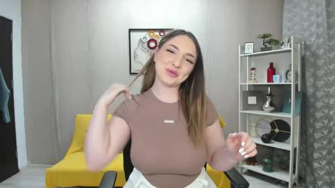 JaquelinLaurent online show from 04-30-26, 07:53