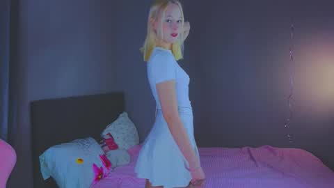 Snapshot of jasmibaby chatting on 02-26-26, 05:17 Jasmi online show from 02-26-26, 05:17