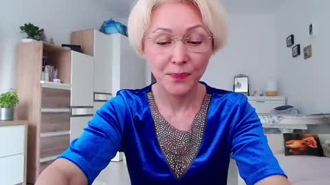 Jasmin room for people 40 online show from 04-12-26, 12:32