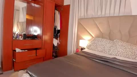 jasmin_melons online show from 06-18-26, 03:51