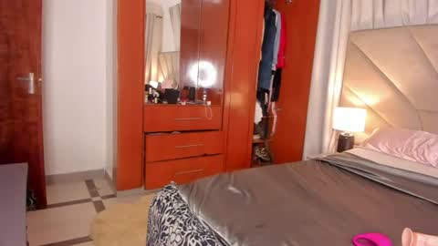 jasmin_melons online show from 06-28-26, 03:01