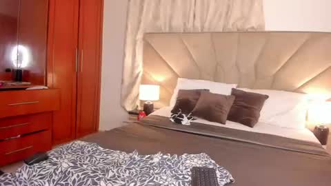 jasmin_melons online show from 07-04-26, 03:13