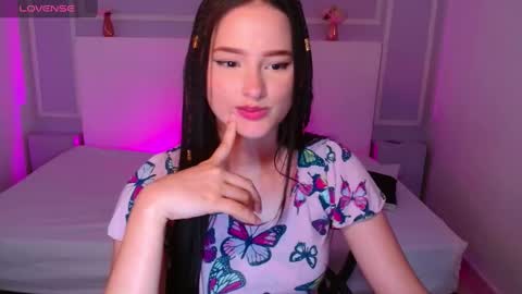 Snapshot of jasminebella0 chatting on 03-02-25, 01:58 Jazmin online show from 03-02-25, 01:58