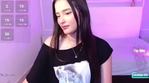 Snapshot of jasminebella0 chatting on 03-07-25, 06:54 Jazmin online show from 03-07-25, 06:54
