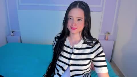 Snapshot of jasminebella0 chatting on 10-03-25, 07:33 Jazmin online show from 10-03-25, 07:33