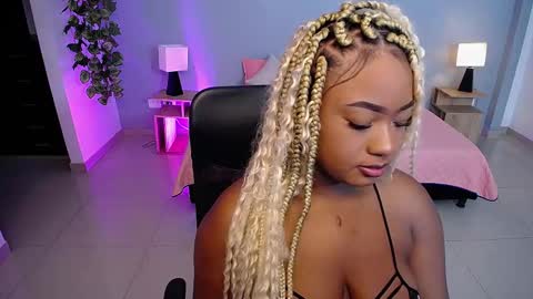 Snapshot of jasminecampbell chatting on 02-05-26, 01:27 Instagram jasminecampbell1 online show from 02-05-26, 01:27