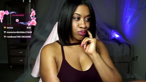 Snapshot of jasminekay chatting on 01-20-25, 06:42 JasmineKay online show from 01-20-25, 06:42