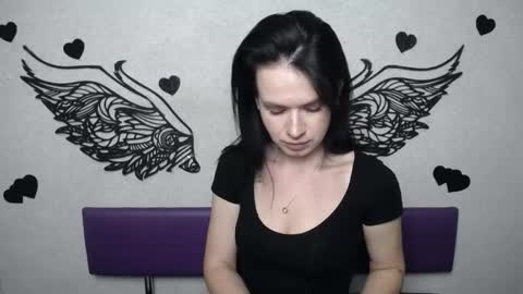 JasmineKouch online show from 09-21-25, 05:14