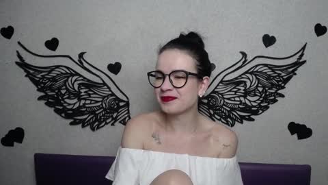 JasmineKouch online show from 10-16-25, 05:36