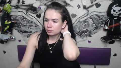 JasmineKouch online show from 11-02-25, 06:21