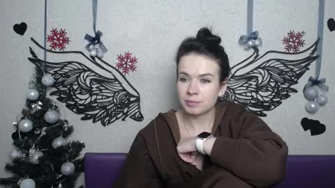 JasmineKouch online show from 12-13-25, 07:53