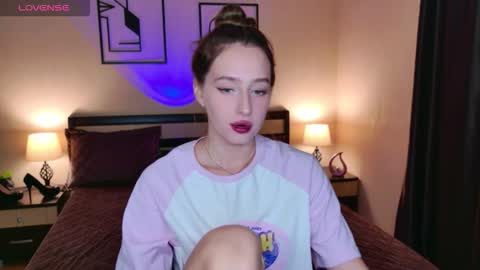 Snapshot of jasminelorens chatting on 10-04-25, 04:43 Jasmine online show from 10-04-25, 04:43