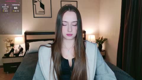 Snapshot of jasminelorens chatting on 12-22-25, 04:31 Jasmine online show from 12-22-25, 04:31