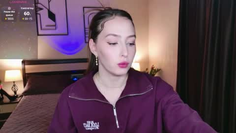 Snapshot of jasminelorens chatting on 02-08-26, 11:13 Jasmine online show from 02-08-26, 11:13