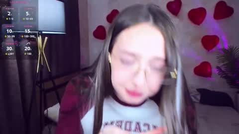 Snapshot of jasminelorens chatting on 02-15-26, 10:25 Jasmine online show from 02-15-26, 10:25