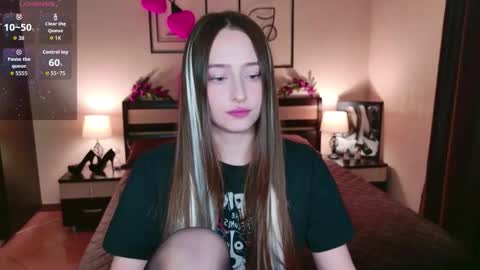 Snapshot of jasminelorens chatting on 02-26-26, 10:25 Jasmine online show from 02-26-26, 10:25