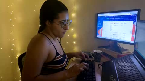 Jasmine online show from 03-04-26, 01:06