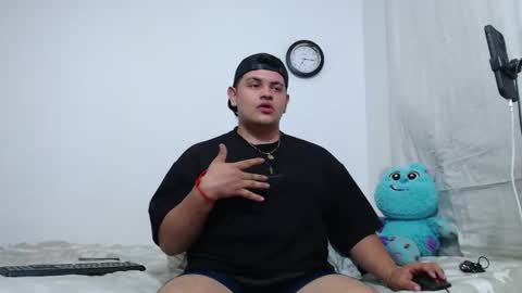 jason_boy_ online show from 07-18-26, 05:11
