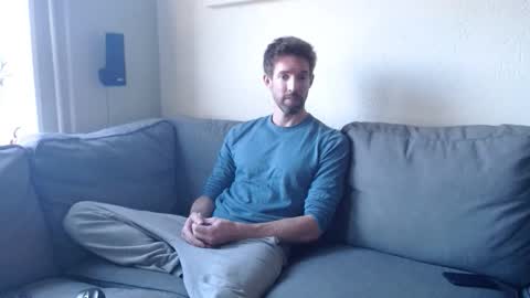 Snapshot of jasonberg29 chatting on 10-28-25, 02:09 Jason online show from 10-28-25, 02:09