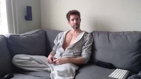 Snapshot of jasonberg29 chatting on 01-10-26, 10:50 Jason online show from 01-10-26, 10:50