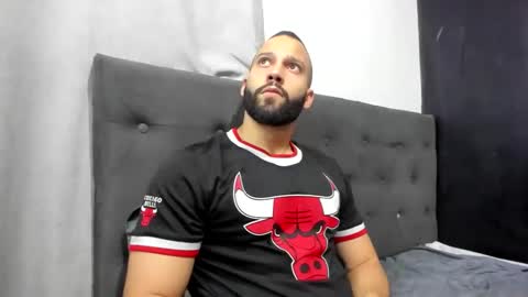 Snapshot of jasonmartiinez chatting on 02-06-26, 03:11 online show from 02-06-26, 03:11