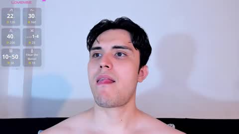 Snapshot of jasonxd98 chatting on 10-30-25, 01:07 Jason online show from 10-30-25, 01:07