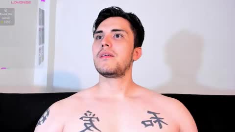 Snapshot of jasonxd98 chatting on 12-04-25, 02:21 Jason online show from 12-04-25, 02:21