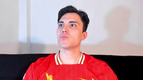 Snapshot of jasonxd98 chatting on 01-06-26, 01:04 Jason online show from 01-06-26, 01:04