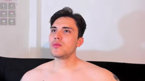 Snapshot of jasonxd98 chatting on 01-11-26, 02:05 Jason online show from 01-11-26, 02:05