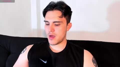 Snapshot of jasonxd98 chatting on 02-13-26, 01:45 Jason online show from 02-13-26, 01:45