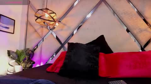 JASPER JONES online show from 02-11-26, 02:33