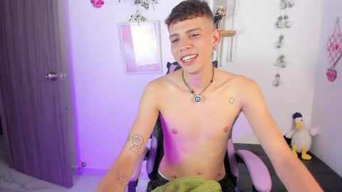 Snapshot of jasson___ chatting on 05-26-26, 12:23 jasson___ online show from 05-26-26, 12:23