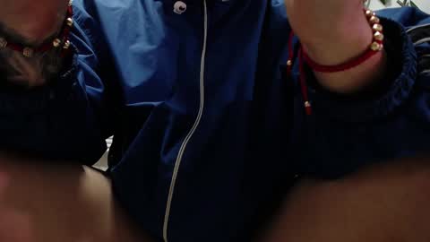 Snapshot of jasson_king01 chatting on 02-26-25, 01:32 JKing online show from 02-26-25, 01:32