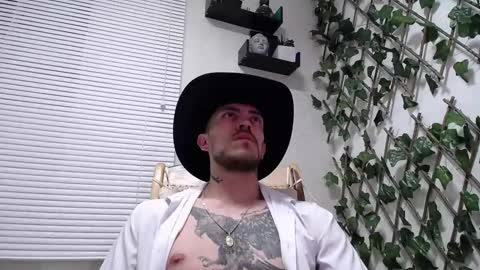 Snapshot of jasson_king01 chatting on 03-09-25, 04:16 JKing online show from 03-09-25, 04:16